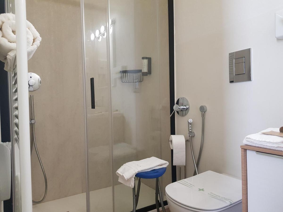 Nuova Porta Dei Musicisti - Locazione Turistica Hotel เวโรนา ภายนอก รูปภาพ